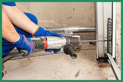 Quality Garage Door Service Denver, CO 303-848-4265 - installation-sid-gr-22m